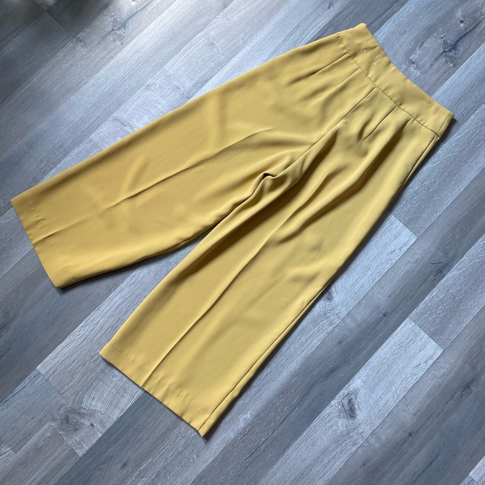 Express Yellow Pants